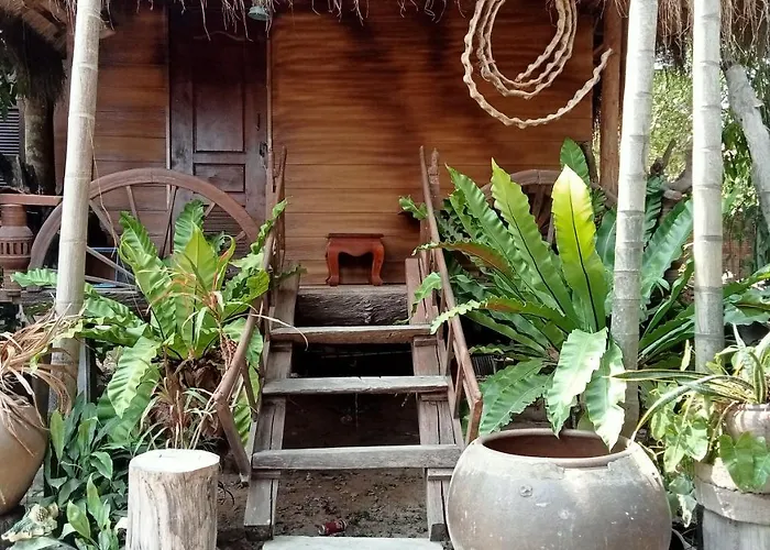 Kakrona Pouk Homestay