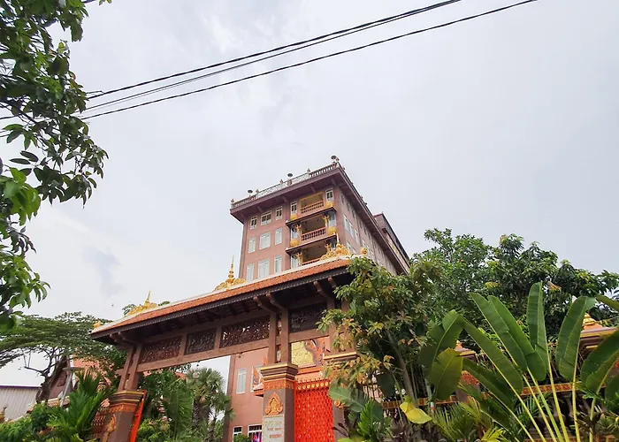 Puok Hotel