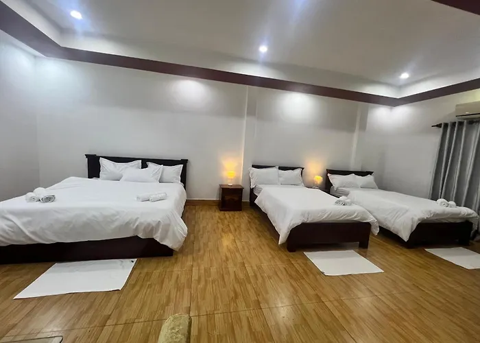 The Leaf Hotel Sr