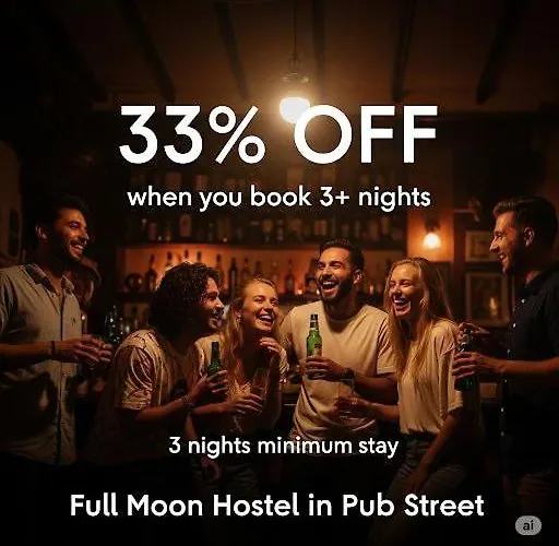 Full Moon Hostel Sky Bar Party In Pub Street El Rincon Espanol