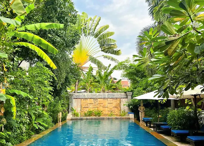 Lika'S Family Homestay & Pool Villa