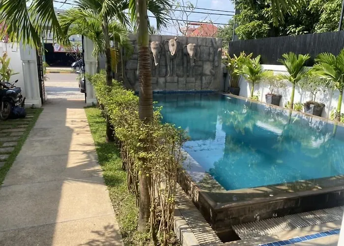 D'Central Khmer Villa