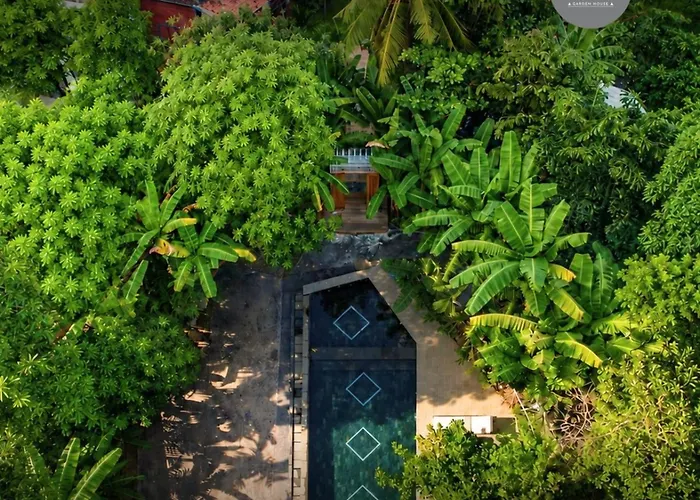 Tropical Garden House