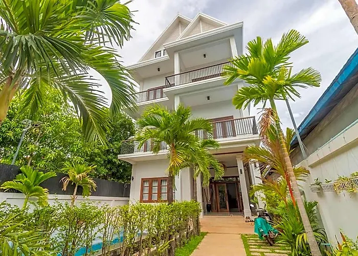Lion King Boutique Hotel