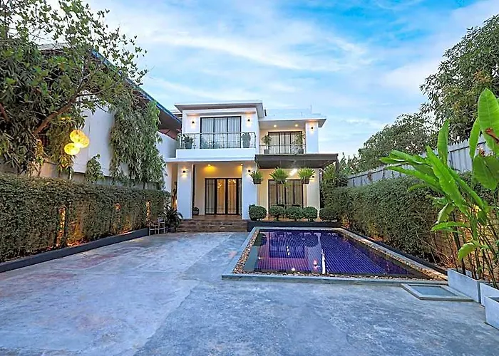 Modern Private Villa By La San