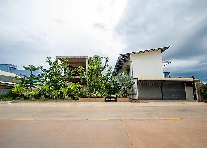 Spacious One Bedroom Apartment- Home Like Setting