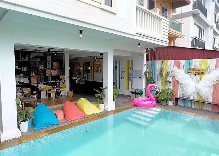 The Place Hostel & Pool Bar