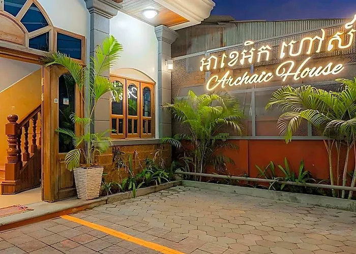 Archaic House