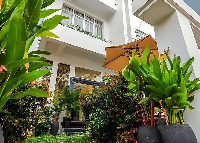 Flex Urban Family Villa Hotel