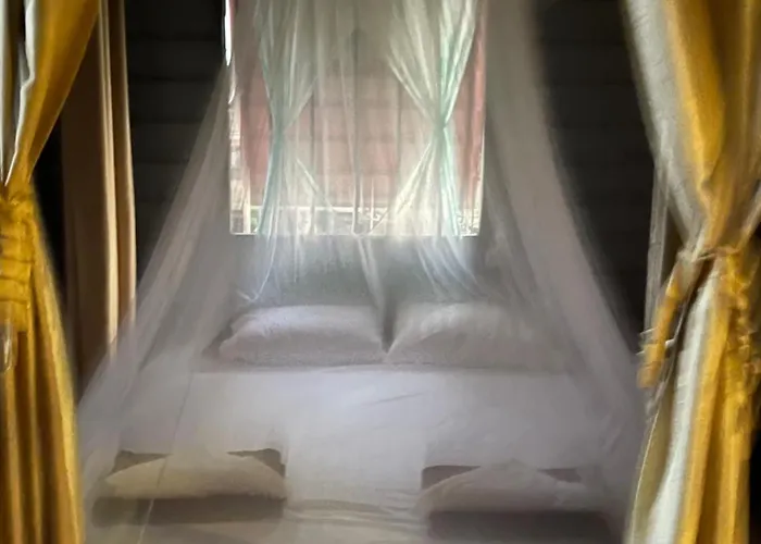 Homestay Mrs Dary And Restaurant