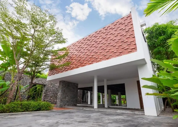 Eocambo Resort And Spa