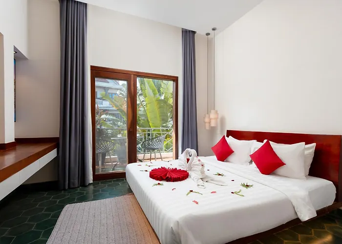 Family Style 3-Bedroom Suite-Near Pubstreet, Old Market By Baahu Villa