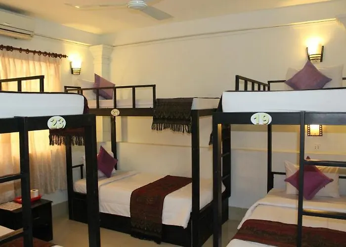 Tropical Breeze Guesthouse