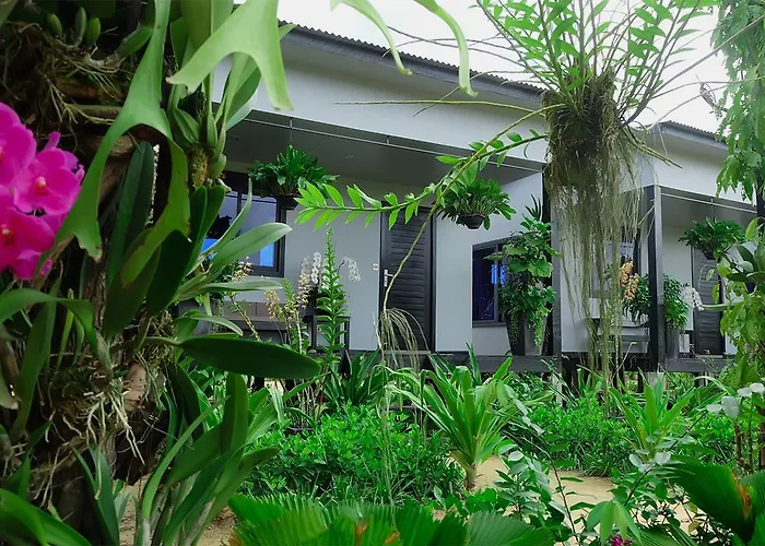 Botanic Artistry Boutique Hotel & Garden