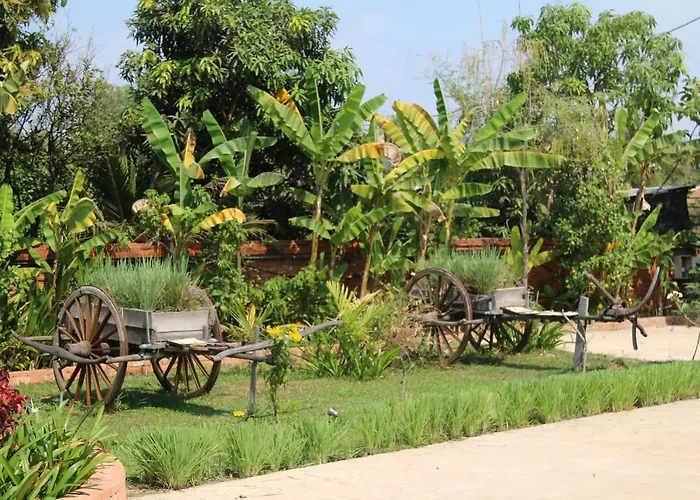 Chandevi Resort
